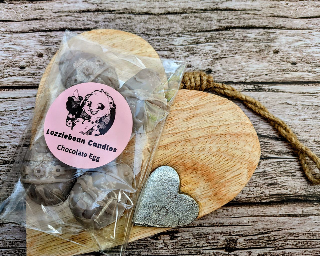 Seasonal Scented Soy Wax Melts shaped like Paw prints | Made in the UK | Pack of 5