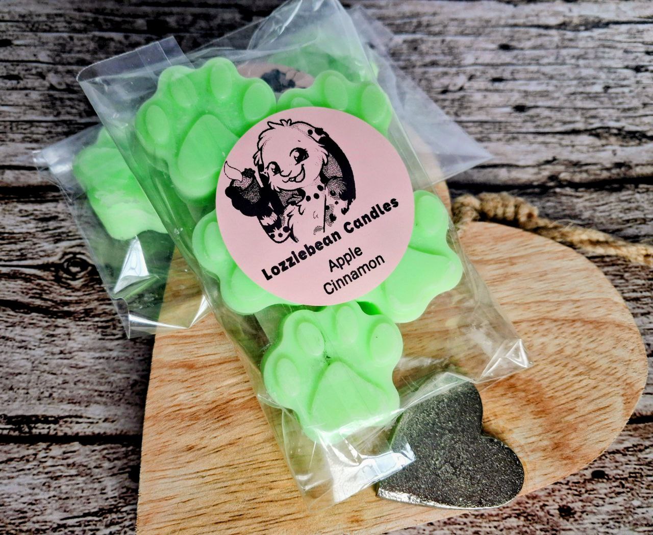 Seasonal Scented Soy Wax Melts shaped like Paw prints | Made in the UK | Pack of 5