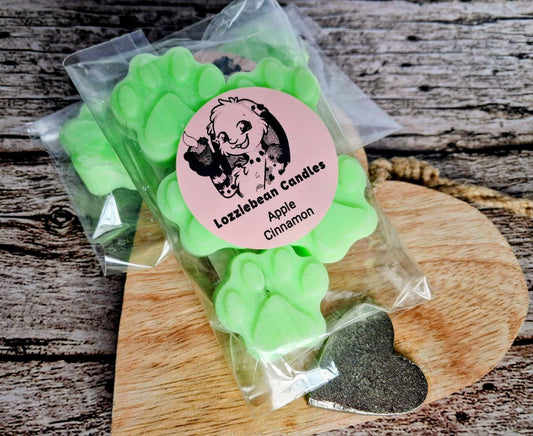Seasonal Scented Soy Wax Melts shaped like Paw prints | Made in the UK | Pack of 5