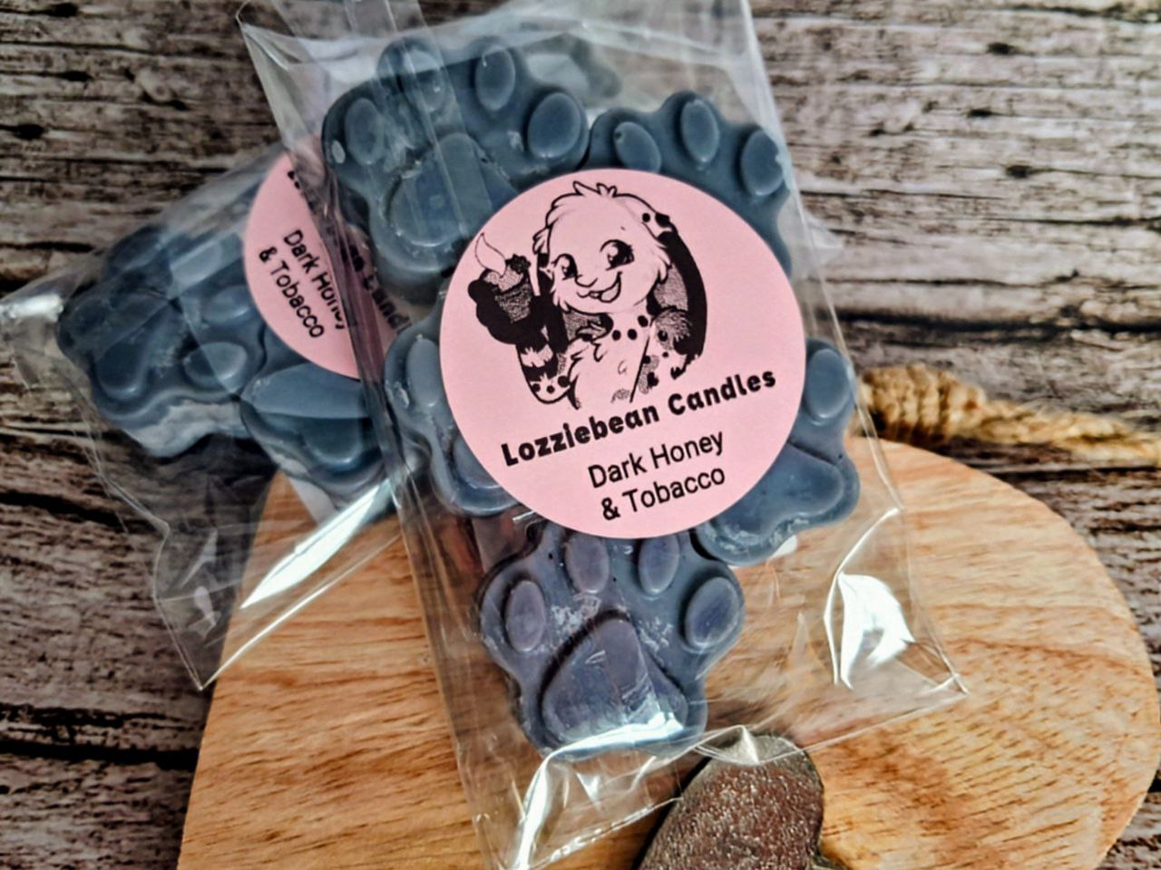 Amber Scented Soy Wax Melts shaped like Paw prints | Made in the UK | Pack of 5