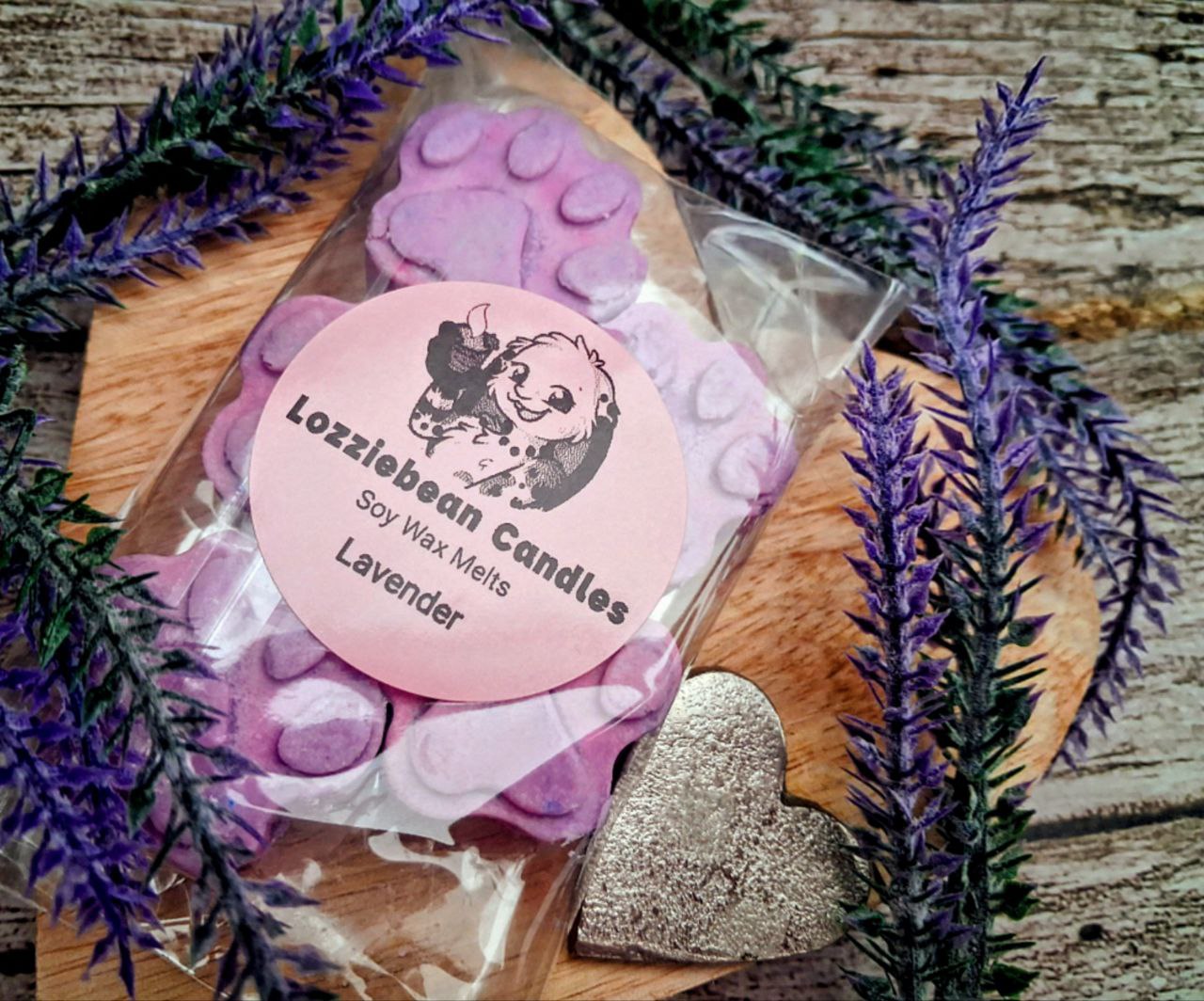 Relaxing Scented Soy Wax Melts shaped like Paw prints | Made in the UK | Pack of 5