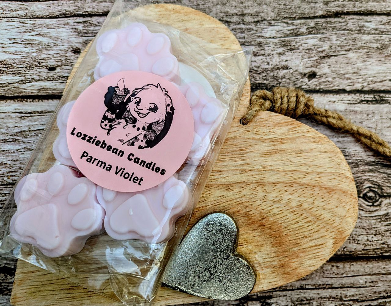 Sweet Scented Soy Wax Melts shaped like Paw prints | Made in the UK | Pack of 5