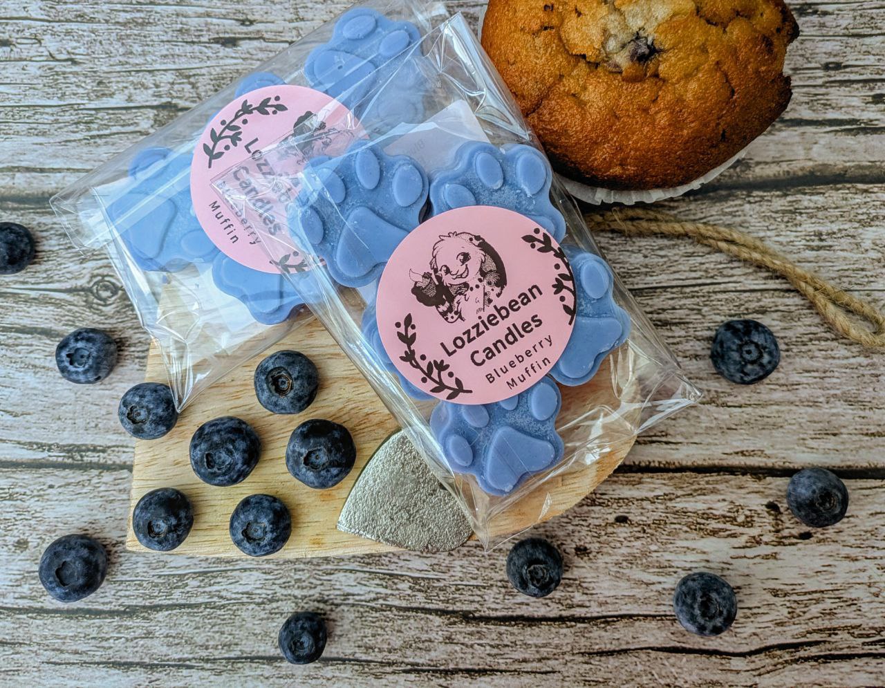 Sweet Scented Soy Wax Melts shaped like Paw prints | Made in the UK | Pack of 5